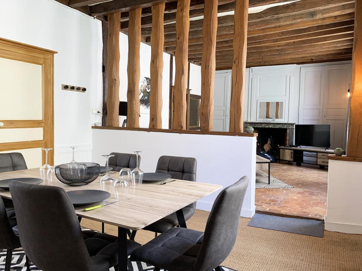 Le Clocher- Appartement Dans Le Coeur De Ville Chartres Exteriör bild