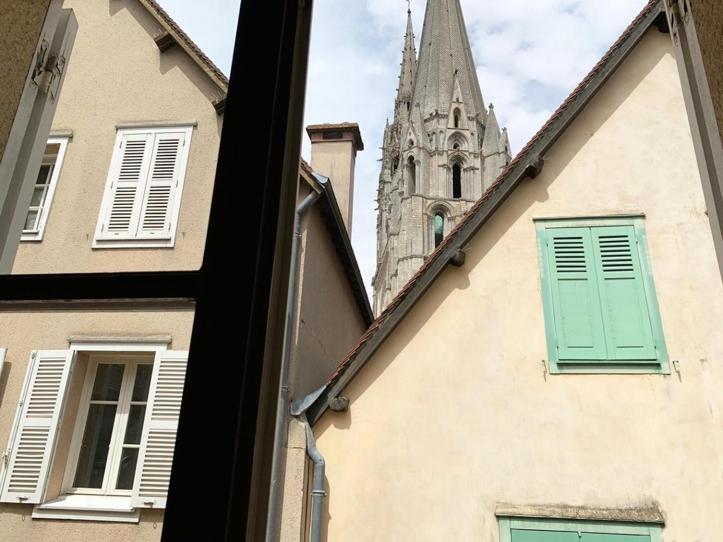 Le Clocher- Appartement Dans Le Coeur De Ville Chartres Exteriör bild