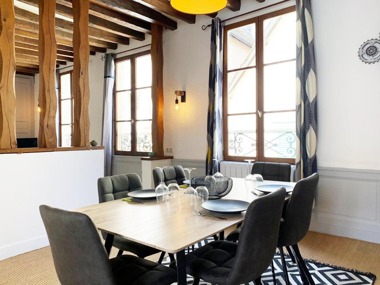 Le Clocher- Appartement Dans Le Coeur De Ville Chartres Exteriör bild